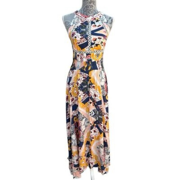 Jade Endless Summer Floral Boho halter crochet dress - Picture 1 of 12